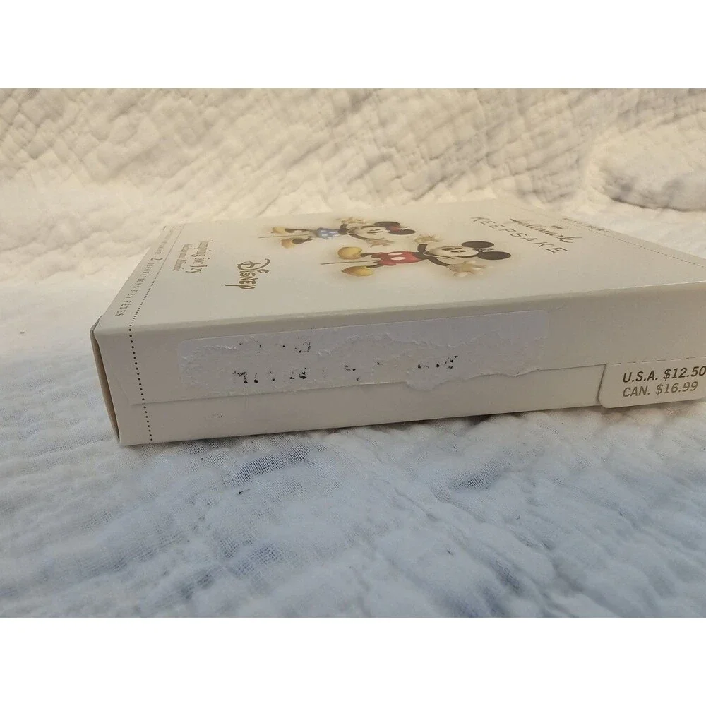 Hallmark Keepsake Miniature Jumping for Joy Mickey & Minnie 2006 - FREE SHIPPING